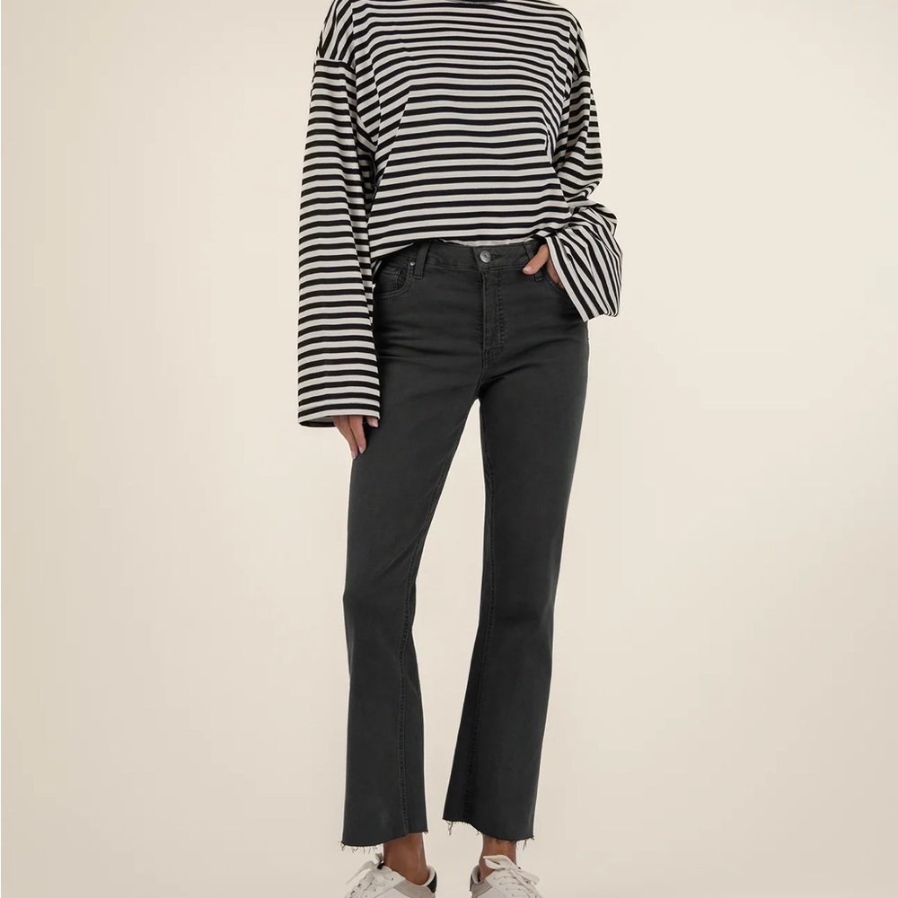 Kut from the Kloth Kelsey Jean in Pewter Green